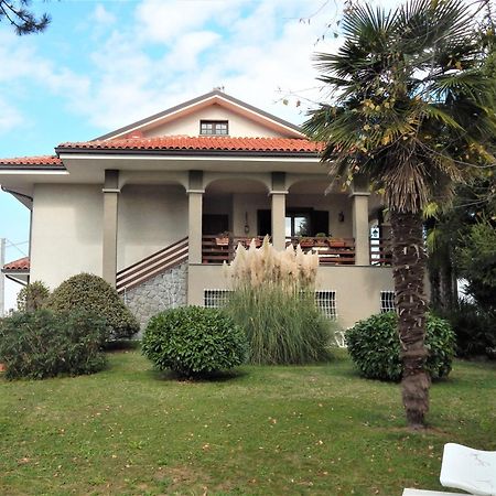 Amo' Le Langhe Bed & Breakfast Narzole Ngoại thất bức ảnh