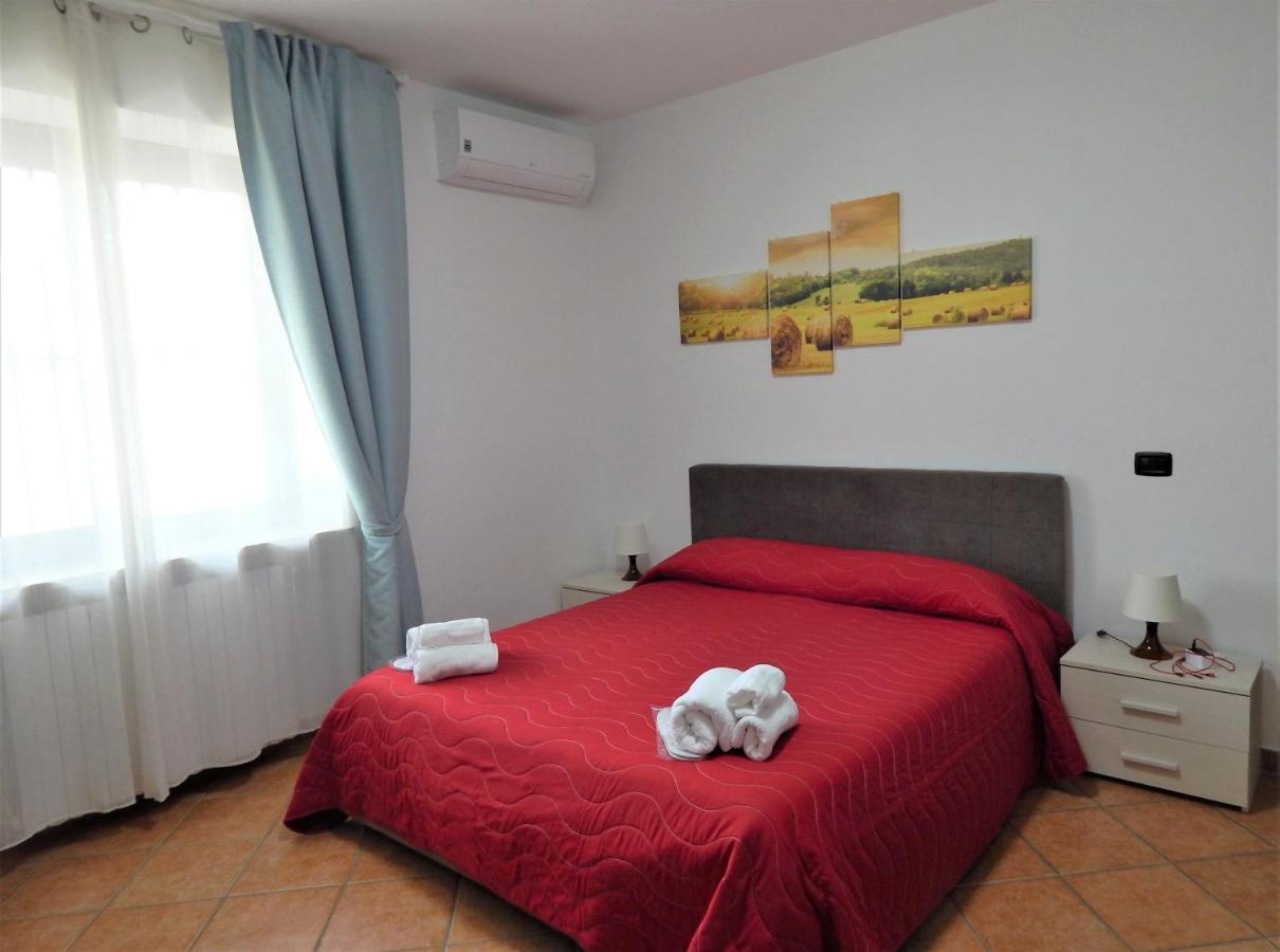 Amo' Le Langhe Bed & Breakfast Narzole Ngoại thất bức ảnh